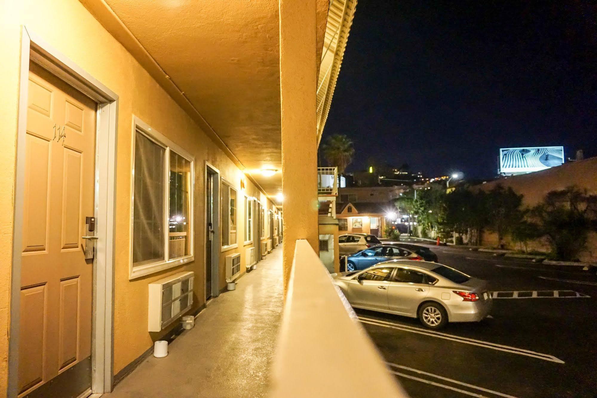 Hollywood La Brea Inn Los Angeles Bagian luar foto